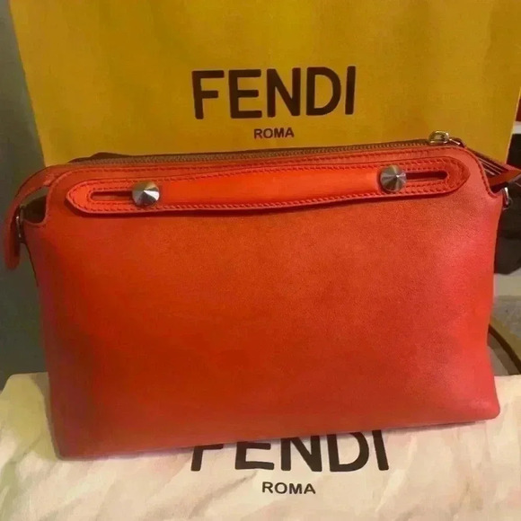 Fendi Medium Orange Leather 2Way Handbag Shoulder Bag Pre-Owned - Picture 8 of 16